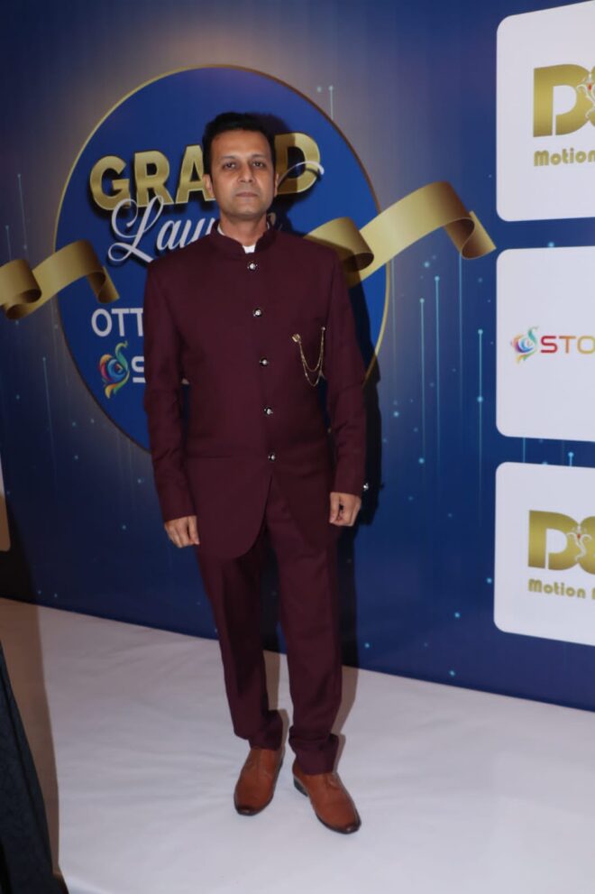 आनंद और पल्लवी गुप्ता ने लॉन्च किया ओटीटी प्लेटफॉर्म स्टोरीडेक