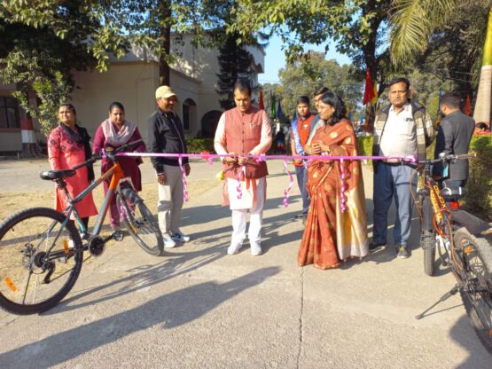 देहरादून : केंद्रीय विद्यालय ओ० एल० एफ० देहरादून का वार्षिक खेल कूद दिवस मनाया गया |