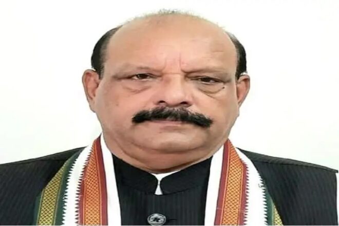 देहरादून महानगर कांग्रेस अध्यक्ष पद से लालचंद शर्मा हटाए गए, गोगी को मिली जिम्मेदारी