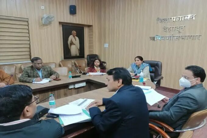 देहरादून में मिलावटखोरों पर नजर रखेगी टास्क फोर्स, रेस्टोरेंट व दुकानों का रजिस्ट्रेशन अनिवार्य