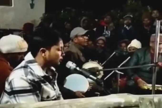 इंडियन आइडल पवनदीप राजन ने अपने पैतृक गांव में एक सभा का आयोजन किया, ग्रामीणों ने आनंद लिया