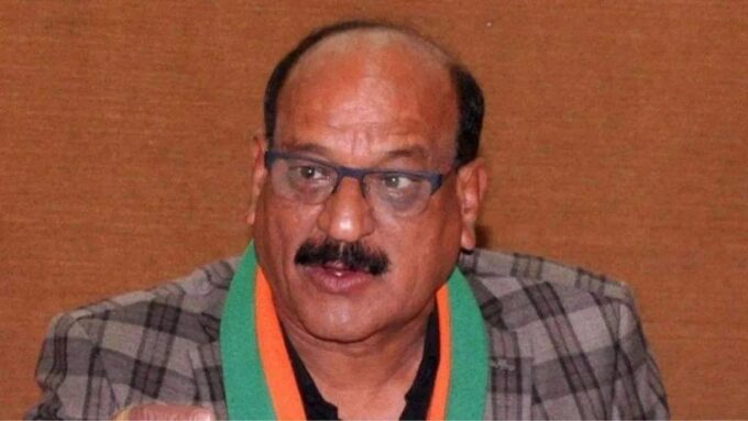उत्तराखंड के कैबिनेट मंत्री पर रिटायर्ड पुलिसकर्मी ने जमीन हड़पने का लगाया आरोप