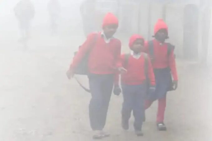 उत्तराखंड में कड़ाके की ठंड के चलते 15 जनवरी तक स्कूल बंद रहेंगे