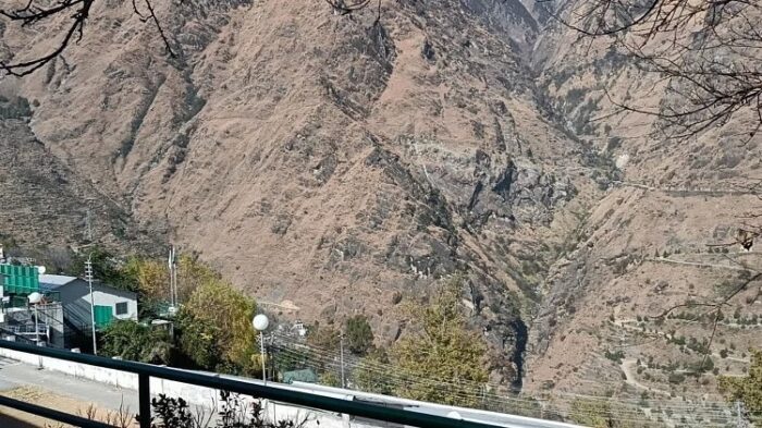 उत्तराखंड: नई टिहरी की तर्ज पर बनेगा नया जोशीमठ, पुनर्वास व राहत पैकेज पर फैसला आज