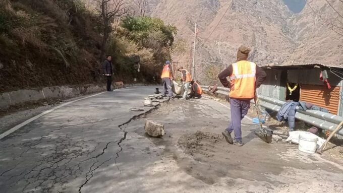 जोशीमठ सिंकिंग : हेलंग बाइपास के सर्वे के लिए टीम गठित, एक सप्ताह में देगी रिपोर्ट