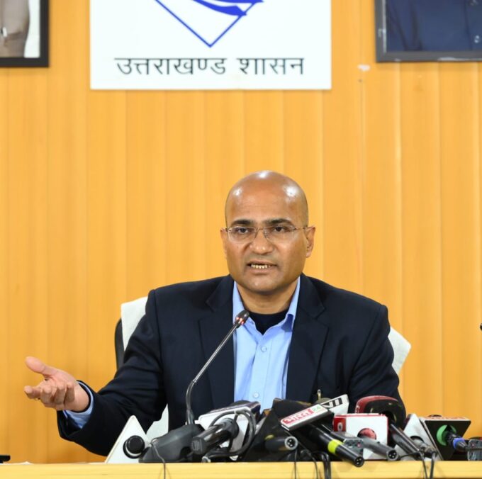 जोशीमठ डूब रहा है: जोशीमठ के लिए अच्छी खबर, कोई नई दरार नहीं, पानी डिस्चार्ज घटकर 170 एलपीएम