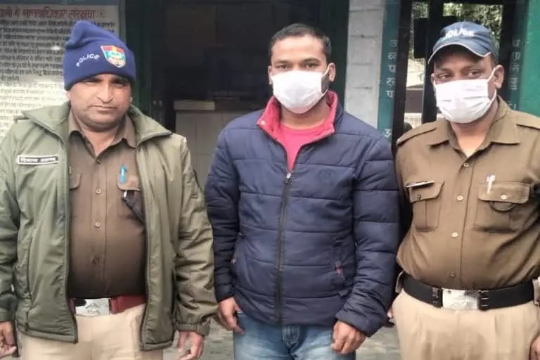 पौड़ी पीडब्ल्यूडी घोटाला: 31 लाख के गबन का आरोपी पीडब्ल्यूडी कर्मी गिरफ्तार, लैंसडाउन में पकड़ा गया