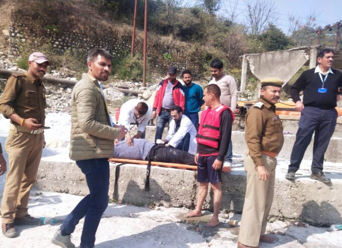 NDRF के सहयोग से डूबते हुए लोगों को बचाया गया, लोगों ने की सराहना