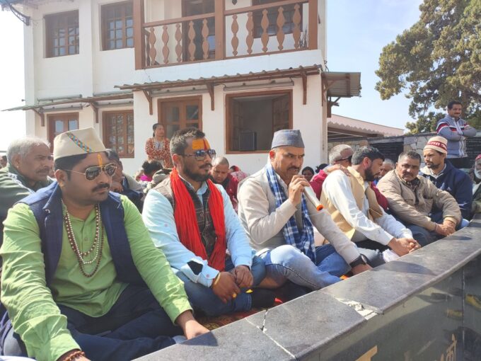 एक मार्च से शिफनकोट के बेघर शहीद स्थल पर अनिश्चितकालीन आंदोलन करेंगे ।