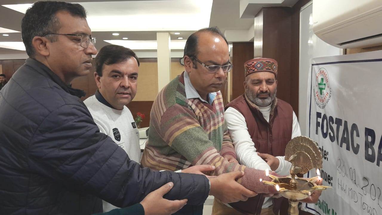 मसूरी ट्रेडर्स एंड वेलफेयर एसोसिएशन ने FSSAI के तहत खाद्य व्यवसायियों को FOSTech का बुनियादी प्रशिक्षण दिया।