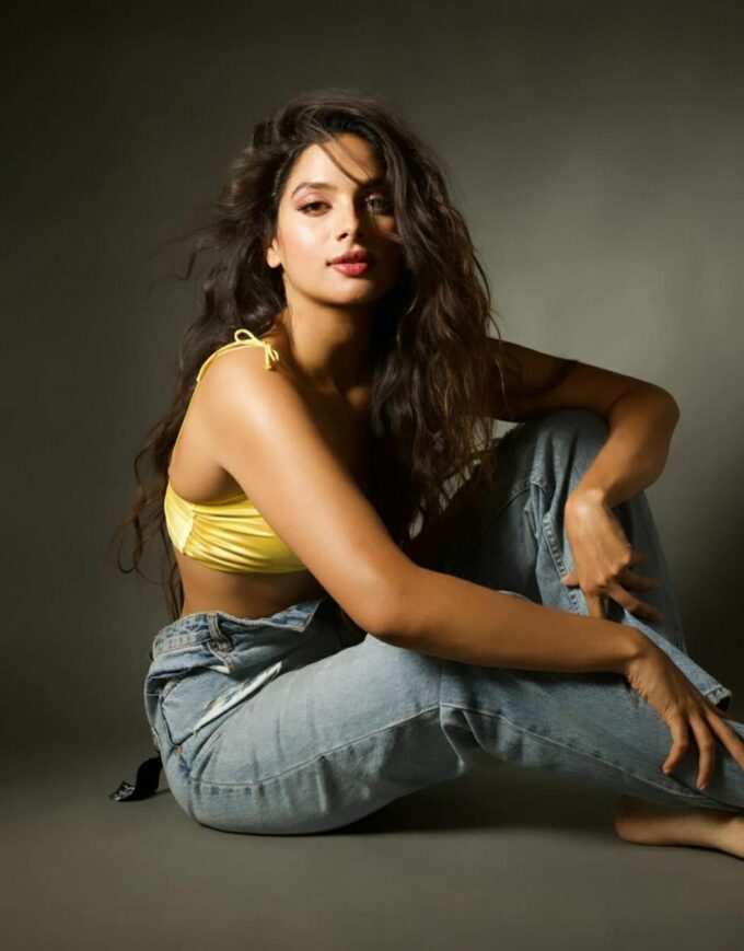 फ़िल्म कब्ज़ा में दिखेगा साउथ सायरन तान्या होप का जलवा