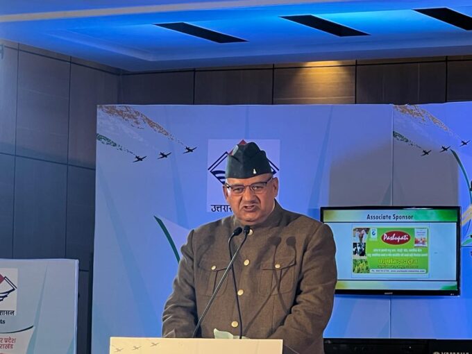 देहरादून में एक निजी चैनल द्वारा आयोजित एक शाम शहीदों के नाम कॉन्क्लेव में प्रतिभाग किया।