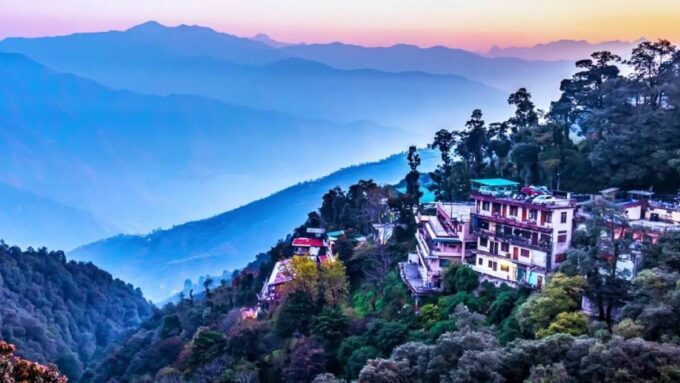 मसूरी में योजनाबद्ध व नियमित गतिविधियों को लेकर कोई ठोस कार्रवाई देखने को नहीं मिली , एक तरह से कहें तो रिपोर्ट डंप कर दी गईं
