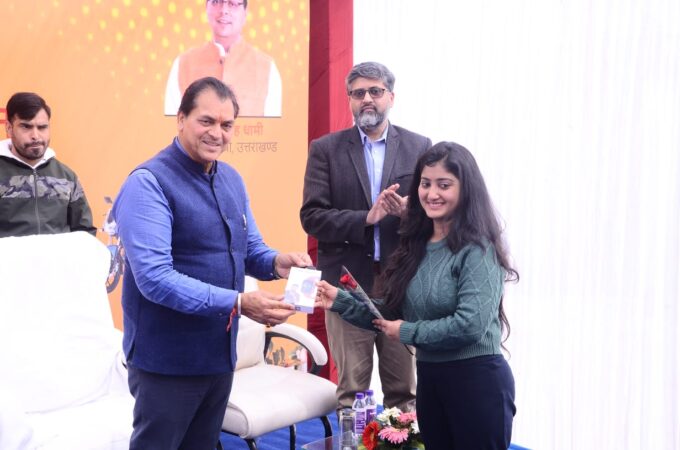 बिल लाओ इनाम पाओ योजना के विजेताओं को वित्त मंत्री डॉ अग्रवाल ने किया पुरस्कृत