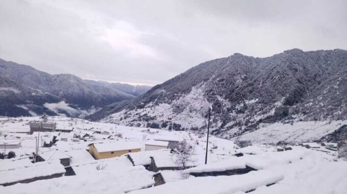 उत्तराखंड मौसम : 27 फरवरी से 1 मार्च तक मैदानी और पहाड़ों में बारिश की संभावना, यहां बर्फबारी