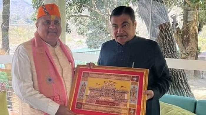 Nitin Gadkari: कार से चारधाम जाएंगे केंद्रीय मंत्री गडकरी, जानेंगे सड़क संपर्क का 'तथ्य'