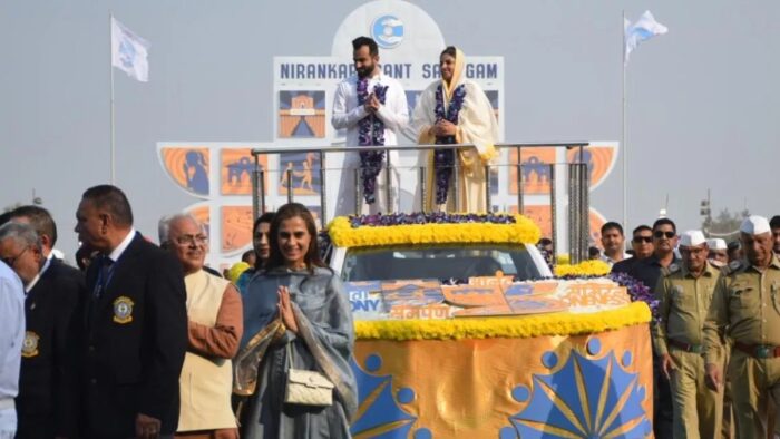 निरंकारी महिला संत समागम, संगत हजारों की संख्या में आने लगी।