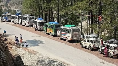 उत्तराखंड बजट 2023: चारधाम यात्रा रूट पर वाहन चालकों को सुविधा देगी सरकार, बजट में किए ये प्रावधान