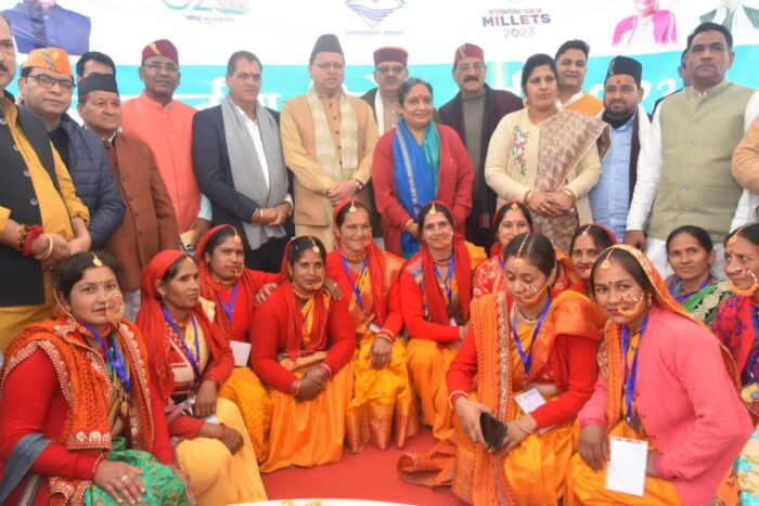 कृषि मंत्री गणेश जोशी ने निर्देशन में कृषि विभाग द्वारा भराड़ीसैंण में स्थित विधानसभा परिसर में आयोजित किया "श्री अन्न भोज" कार्यक्रम।