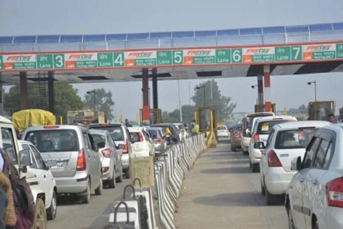 Toll Tax: आम लोगों को मिलेगी राहत, हाईवे से जल्द हटेंगे टोल नाके, जानिए सरकार का नया प्लान…