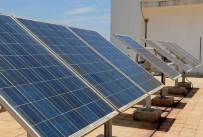 उत्तराखंड: घर में सोलर एनर्जी प्रोजेक्ट लगाकर कमाएं 1 लाख रुपए प्रति माह, पढ़ें पूरी जानकारी और लाभ उठाएं