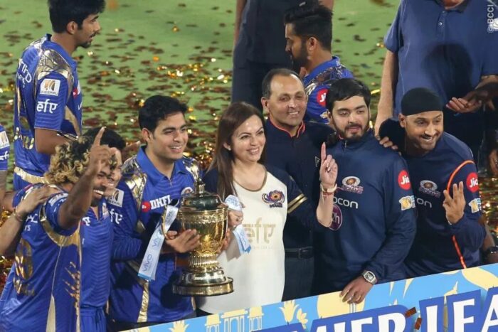 IPL 2023: अकेला ये विदेशी खिलाड़ी देगा नीता अंबानी को ट्रॉफी, मुंबई इंडियंस के इस खिलाड़ी ने 35 गेंदों में शतक जड़ा था