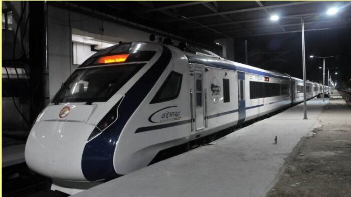 अच्छी खबर : वंदे भारत एक्सप्रेस का किराया 10 फीसदी तक कम हो सकता है , जानें वजह!