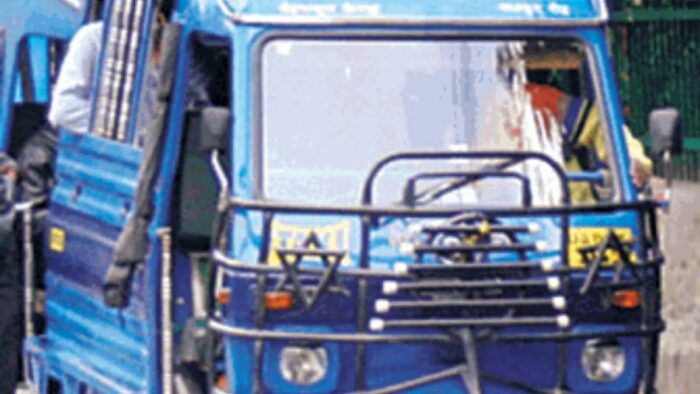 उत्तराखंड: हाई कोर्ट के फैसले के बाद विक्रम को अब फुटकर सवारी की अनुमति नहीं होगी, परिवहन विभाग सख्त है।