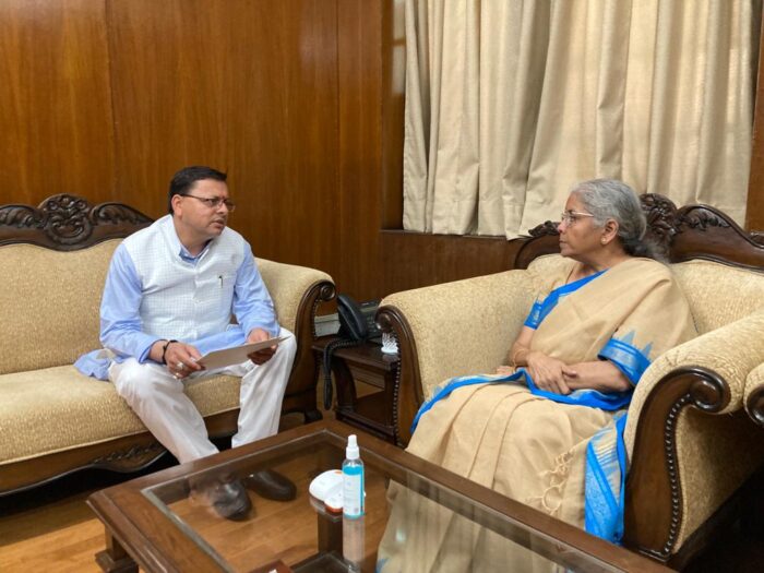 सीएम धामी का दिल्ली दौरा: वित्त मंत्री से मिले सीएम, सौंग बांध परियोजना के लिए केंद्र से मांगे 1774 करोड़ रुपये