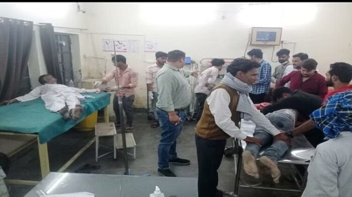 रुड़की : नमाज में भेदभाव को लेकर मुस्लिम पक्षकारों के बीच पथराव, गांव में भगदड़, तीन घायल