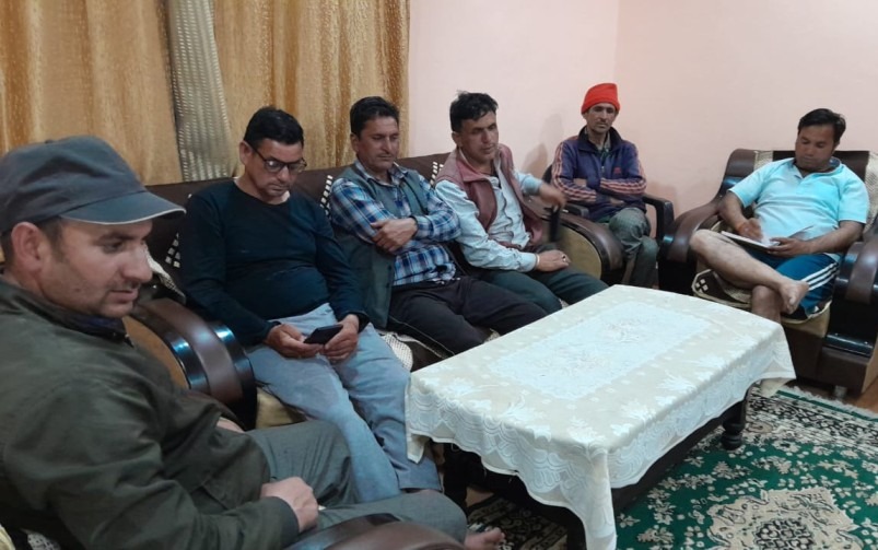 3 मई को तुनेटा गांव में होने वाले नाग देवता प्रतिमा प्राण प्रतिष्ठा एवं मेले को लेकर मंदिर समिति ने की बैठक