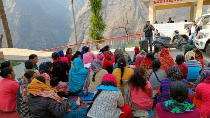 जोशीमठ बचाओ संघर्ष समिति ने अपना 107 दिन पुराना आंदोलन स्थगित कर दिया