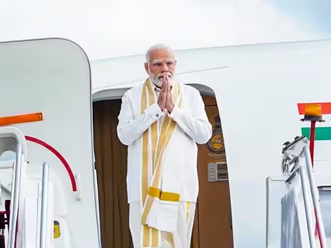 वंदे भारत एक्सप्रेस: ​​पीएम मोदी ने आज केरल के पहले वंदे भारत को हरी झंडी दिखाई