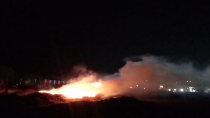 ऋषिकेश डंपिंग ग्राउंड में फिर लगी आग और धुएं से लोग परेशान हैं