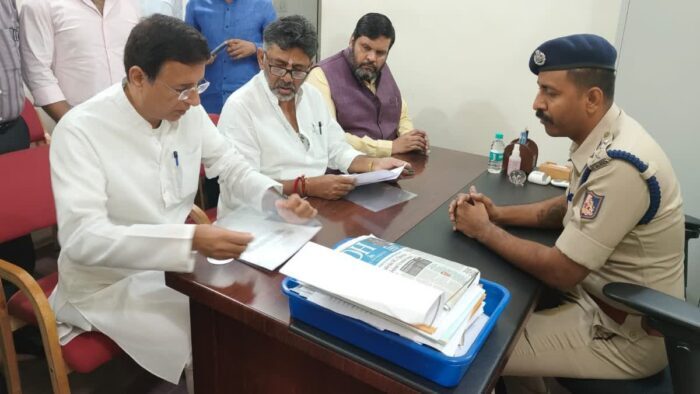 कर्नाटक चुनाव 2023: कांग्रेस की शिकायत पर अमित शाह पर दर्ज हुई FIR, लगाए ये आरोप