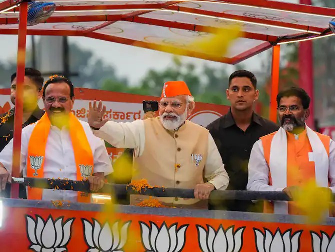 कांग्रेस का शाही परिवार जमानत पर बाहर, प्रचार कर रहा है'- कर्नाटक में पीएम मोदी के नारे लगे
