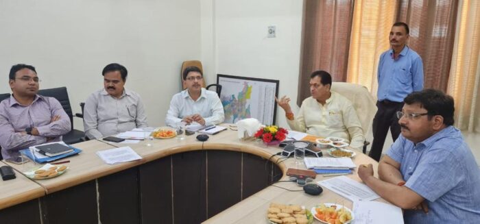शहरी विकास निदेशालय द्वारा निर्मित प्रोजेक्ट पहाड़ी शैली में बनाए जाएंगे, विभागीय मंत्री ने दिए निर्देश