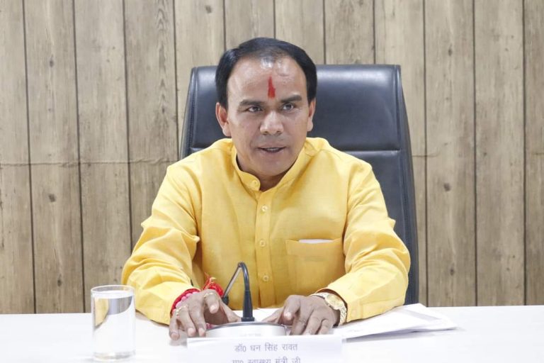 नर्सिंग ऑफिसर के पदों पर होगी स्थाई रेजिडेंट की नियुक्ति : डॉ. धन सिंह रावत