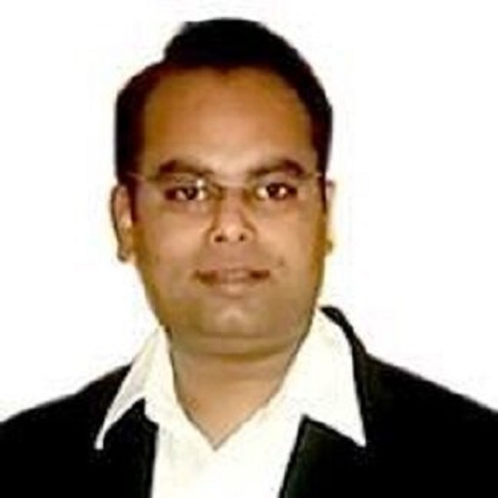 मसूरी ट्रेडर्स एंड वेलफेयर एसोसिएशन के अध्यक्ष रजत अग्रवाल ने मुख्यमंत्री और उप जिलाधिकारी को मसूरी की माल रोड़ के सम्बन्ध में पत्र लिखा