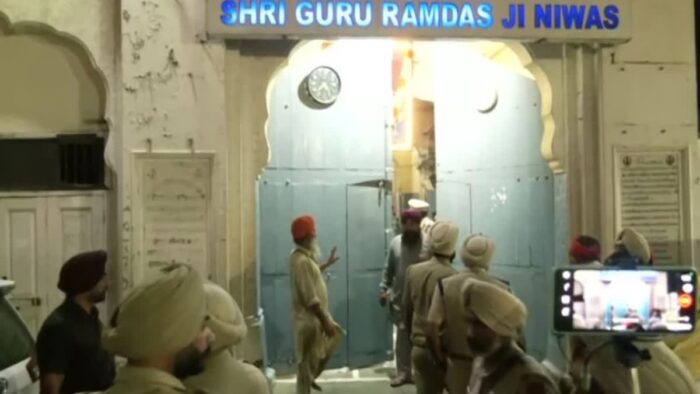 स्वर्ण मंदिर के पास धमाका : स्वर्ण मंदिर के पास तीसरा धमाका, पांच गिरफ्तार