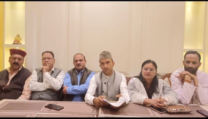 मसूरी : यमुना मसूरी पेयजल पम्पिंग योजना के सफल परीक्षण के लिए भाजपा मसूरी मंडल ने मुख्यमंत्री , गणेश जोशी और राज्यसभा सांसद अनिल बलूनी को धन्यवाद दिया