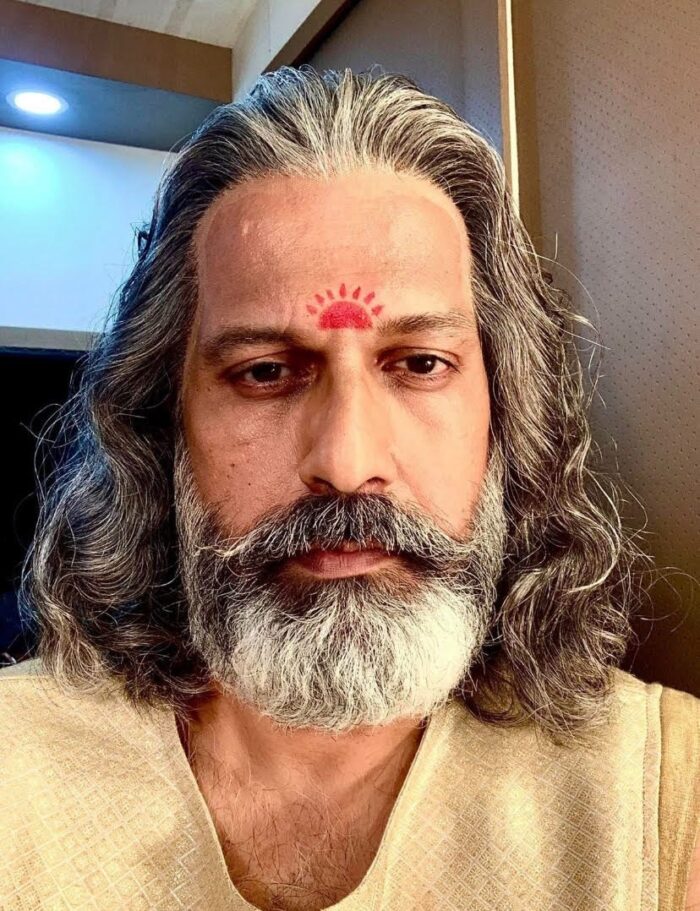 आदिपुरुष में प्रभास के पिता की भूमिका में नज़र आएंगे अभिनेता कृष्णा कोटियन