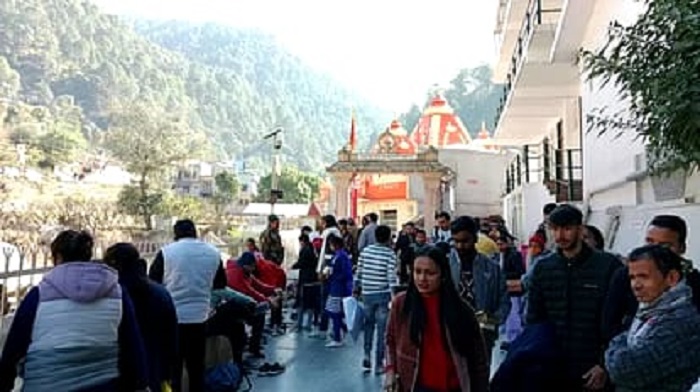 नैनीताल : कैंची धाम आने वाले सैलानियों के लिए जरूरी खबर , 15 जून तक आवाजाही के लिए ये नियम तय किए गए हैं.