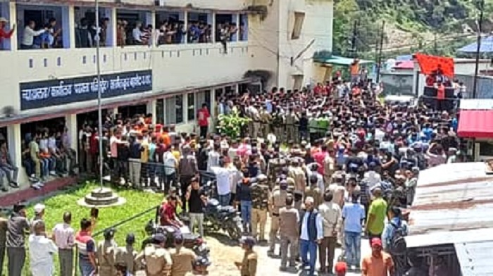 उत्तरकाशी लव जिहाद : प्रशासन ने 15 जून को महापंचायत करने की नहीं दी अनुमति, धारा 144 लगाने की तैयारी