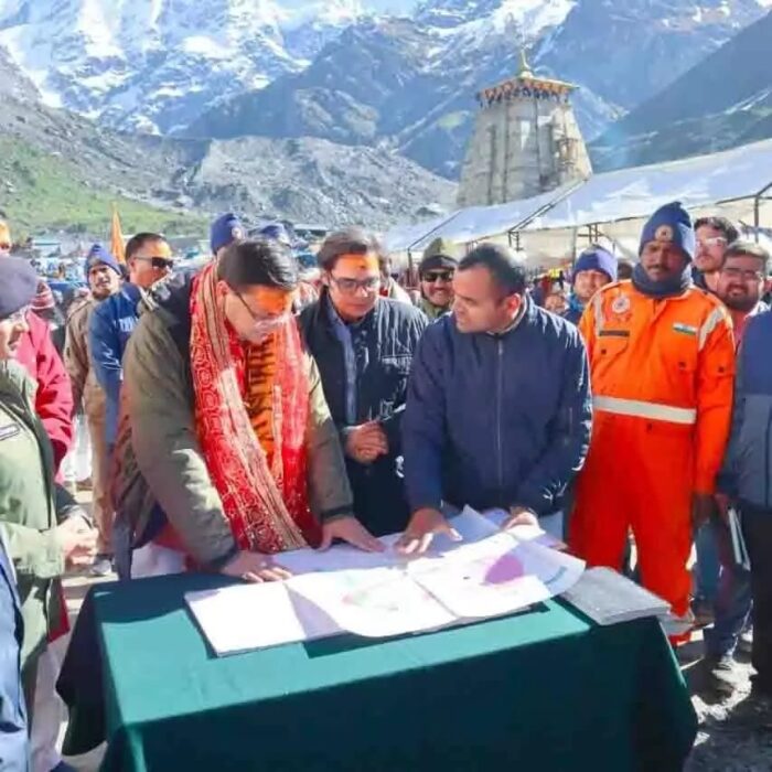 मुख्यमंत्री पुष्कर सिंह धामी ने परिवहन विभाग की समीक्षा की