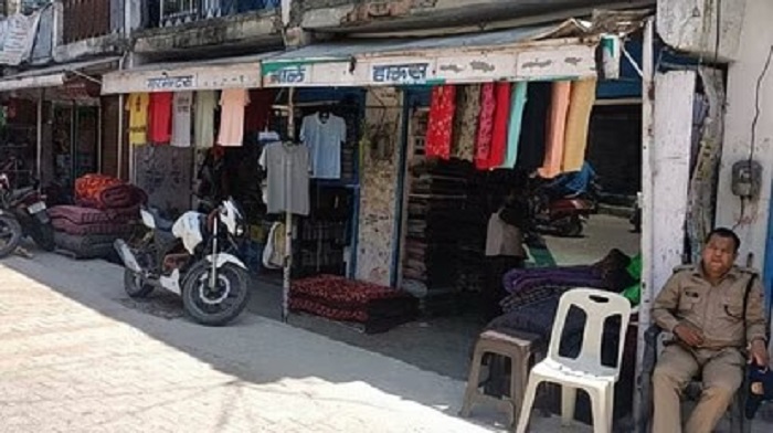 उत्तरकाशी : समुदाय विशेष के व्यापारियों की दुकानें पुरोला में 23 दिन बाद खुली , प्रशासन ने धारा 144 हटाई