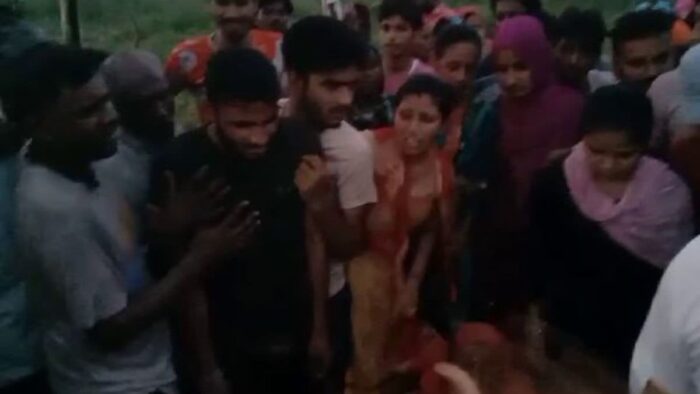 चारा लेने उत्तराखंड आई महिला को गुलदार ने मार डाला, ग्रामीणों ने की पिंजरे की मांग