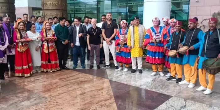 जी-20 सम्मेलन के तहत तीसरी बैठक में भाग लेने के लिए विदेशी मेहमानों का जिले में आगमन शुरू हो गया है