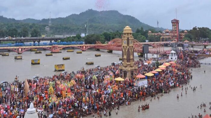 कांवड़ मेला 2023: अब तक 35 लाख से ज्यादा श्रद्धालुओं ने लिया गंगा जल, हरिद्वार में 10 से 17 जुलाई तक स्कूल बंद