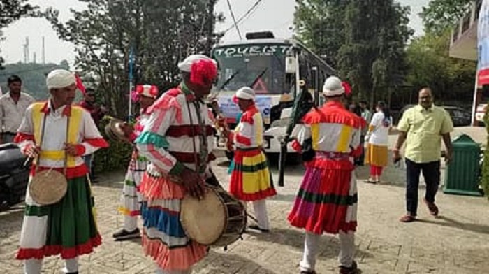 उत्तराखंड: आदि कैलाश यात्रा पर बारिश के कारण रोक, रात में पूर्णागिरि यात्रा पर रोक